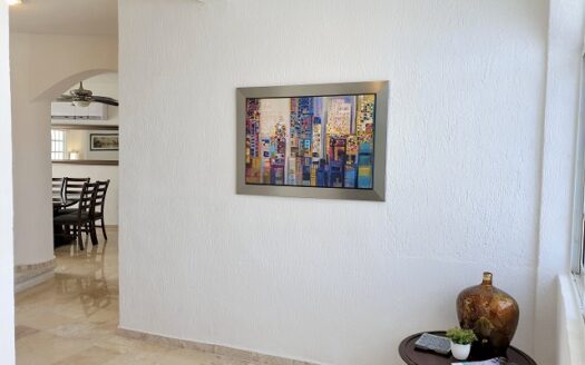 Departamento Amueblado en zona Residencial